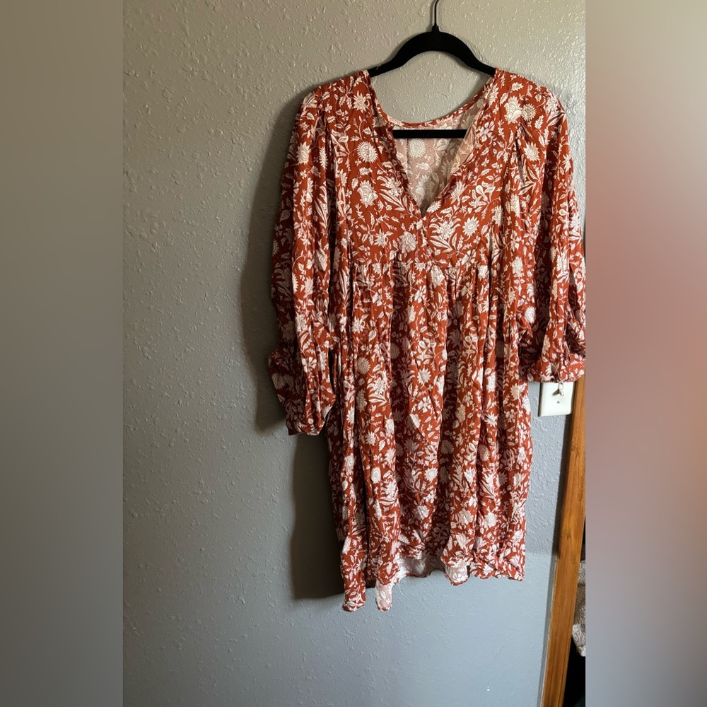 Orange dress
